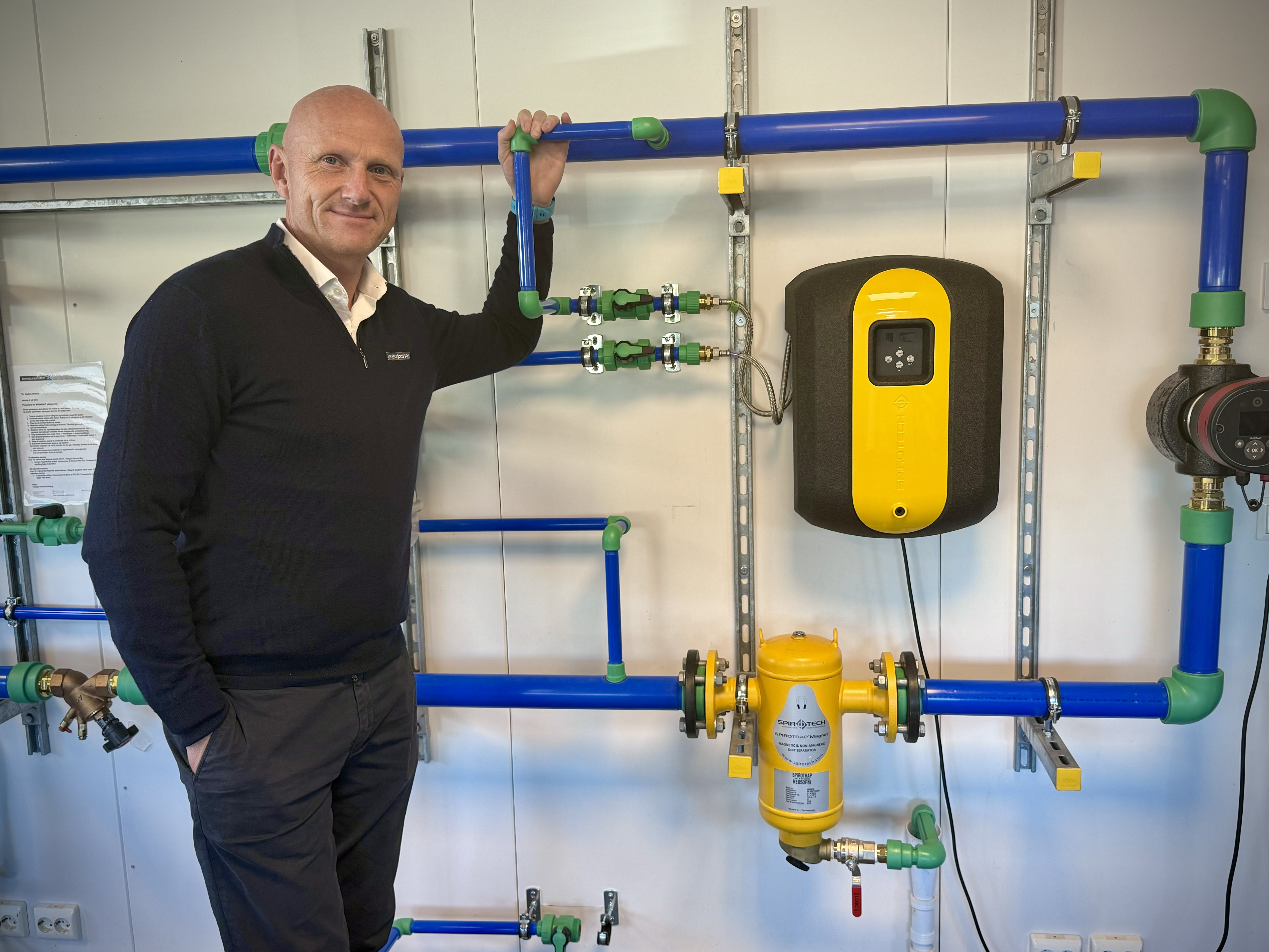 – Vi har satt sammen en pakke av produkter og tjenester som vi mener er ganske unik i markedet. Nå handler det om å utvikle oss videre og møte behovene der ute, sier Kenneth Riisa, avdelingsleder for Prefab og vannbehandling i Armaturjonsson.